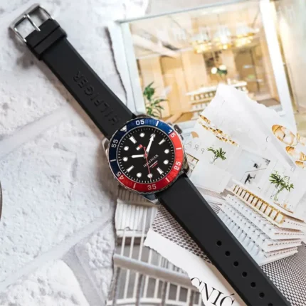 Tommy Hilfiger 1792201 side view