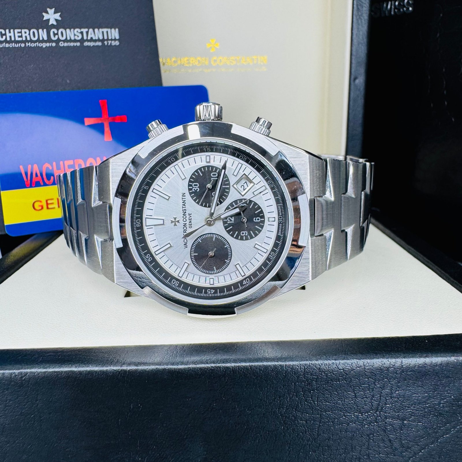 1_30.jpg Vacheron Constantin Overseas “Panda” Chronograph Automatic Stainless Steel Chain Men’s Watch