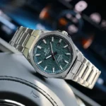 Edifice EFR-S108DE-3AV side view