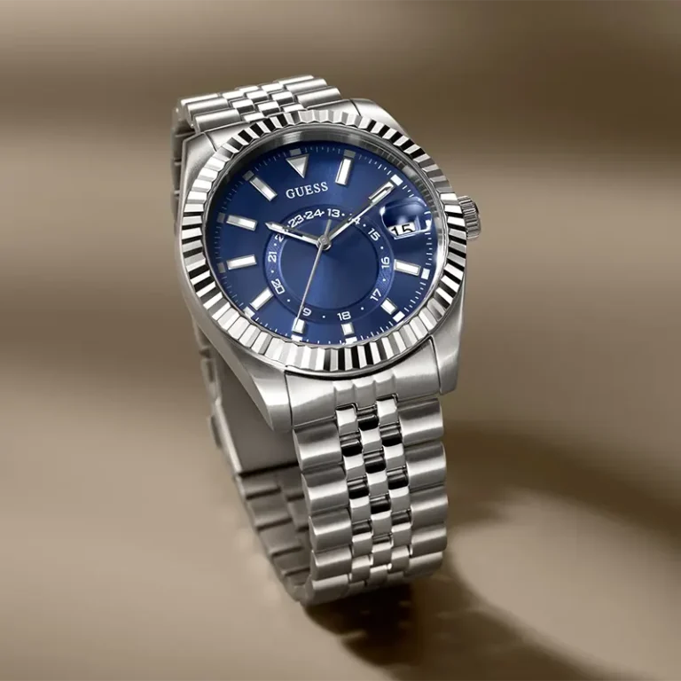 Guess GW0977G1 side view
