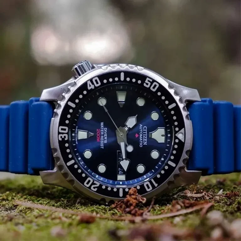 Citizen NY0040-17L side view