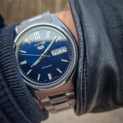 Seiko SNXS77K side view