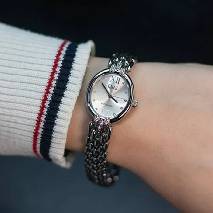 Q&Q F16A-003PY – Mother-of-Pearl Dial Quartz Women's Watch
