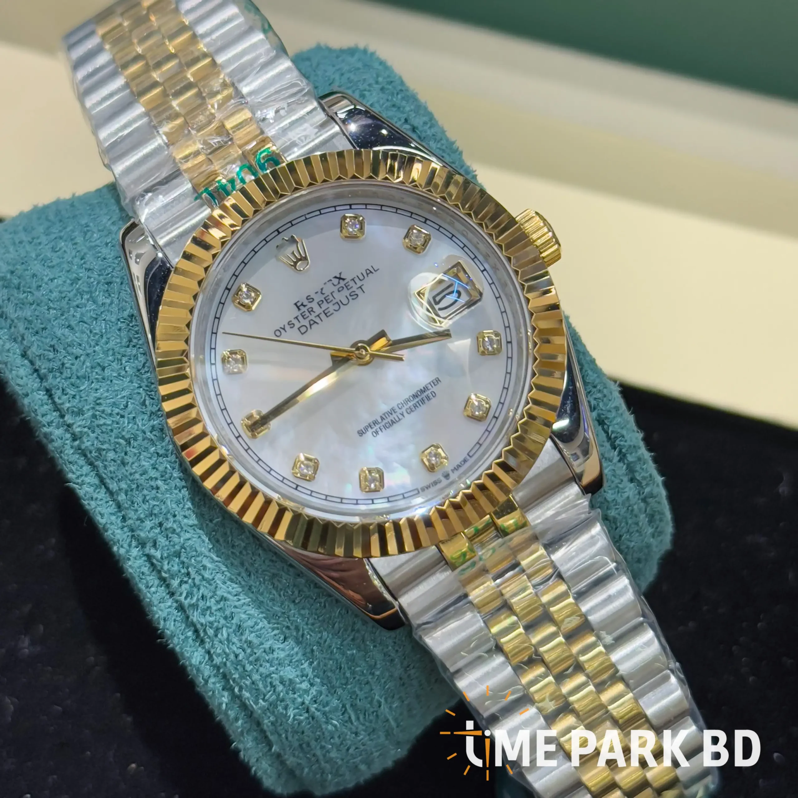 IMG_7690_result Rolex — White Dial, Gold-Tone Stone-Style Markers & Two-Tone Bracelet (U1) - Image 3