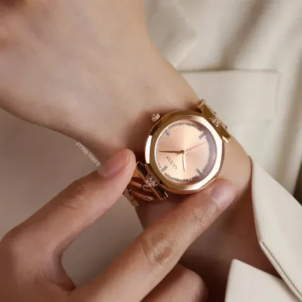 Guess Rumour Ladies Collection GW0613L3 – Rose Gold Sunray with Crystals Dial Quartz Women's Watch