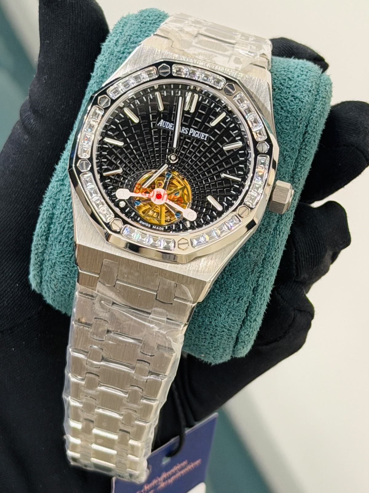 tp-b2-ref-20261022-11-ap-black-textured-stone-bezel-open-heart Audemars Piguet — Black Textured Open-Heart Dial, Stone-Style Bezel & Bracelet - Image 2