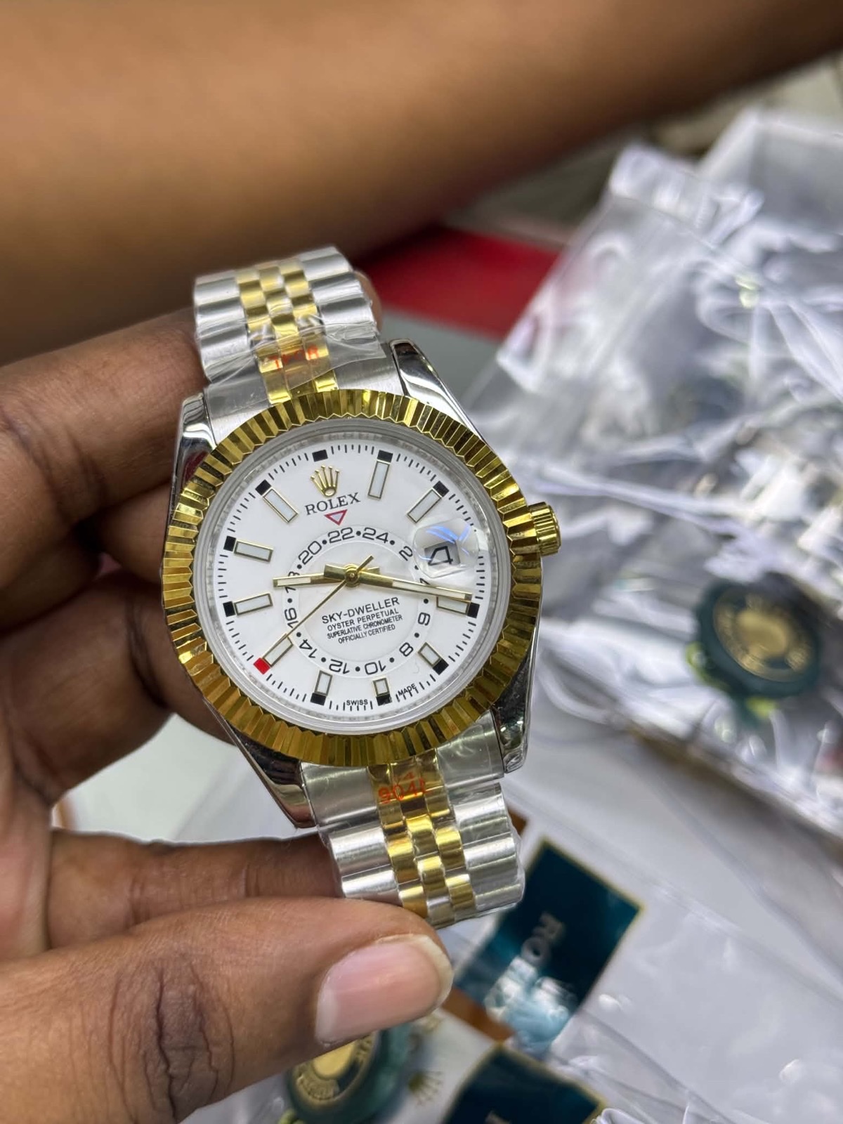 tp-b2-ref-20261022-14-rolex-white-sky-dial-two-tone Rolex — White Inner-Ring Dial, Gold-Tone Fluted Bezel & Two-Tone Bracelet - Image 2